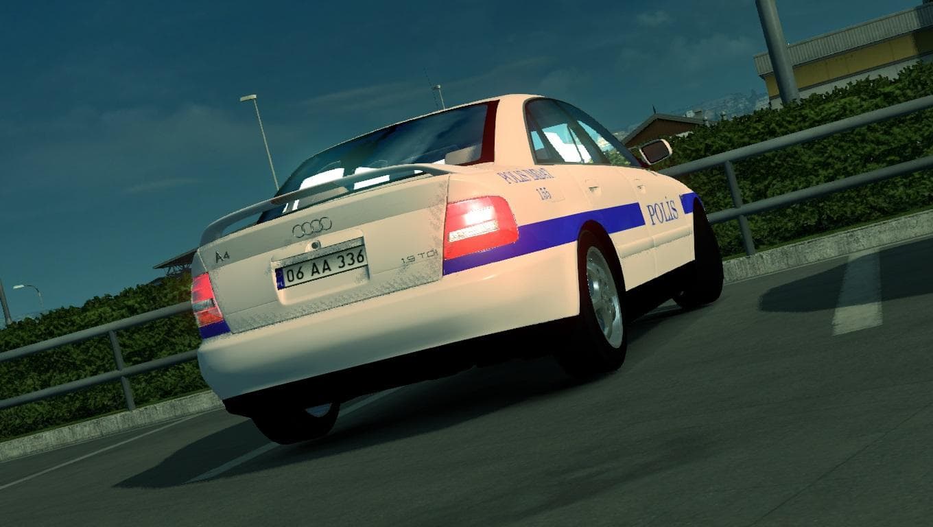 TURKISH POLICE CAR SKIN FOR AUDI A4 V1.1 - ETS2 mods download – skins screenshot 2