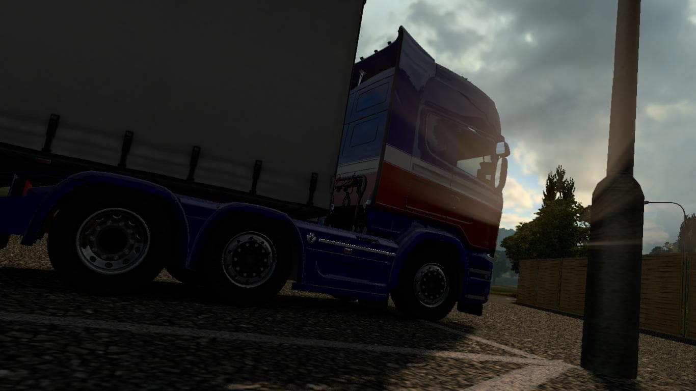 RED N BLUE SKIN – skins screenshot 2