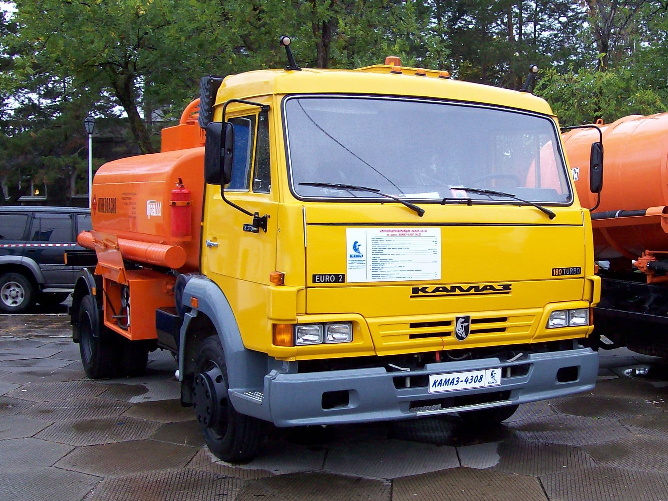 KAMAZ KamAZ-4308 truck
