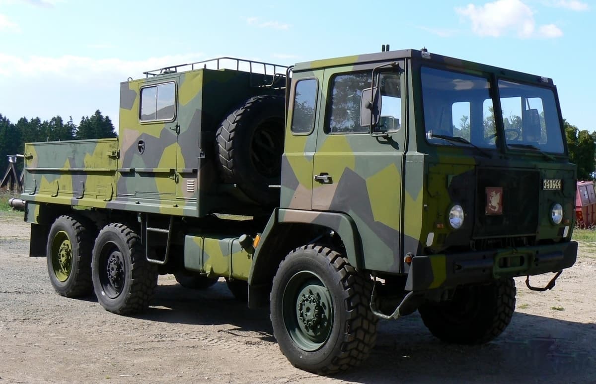 Scania SBA111 truck