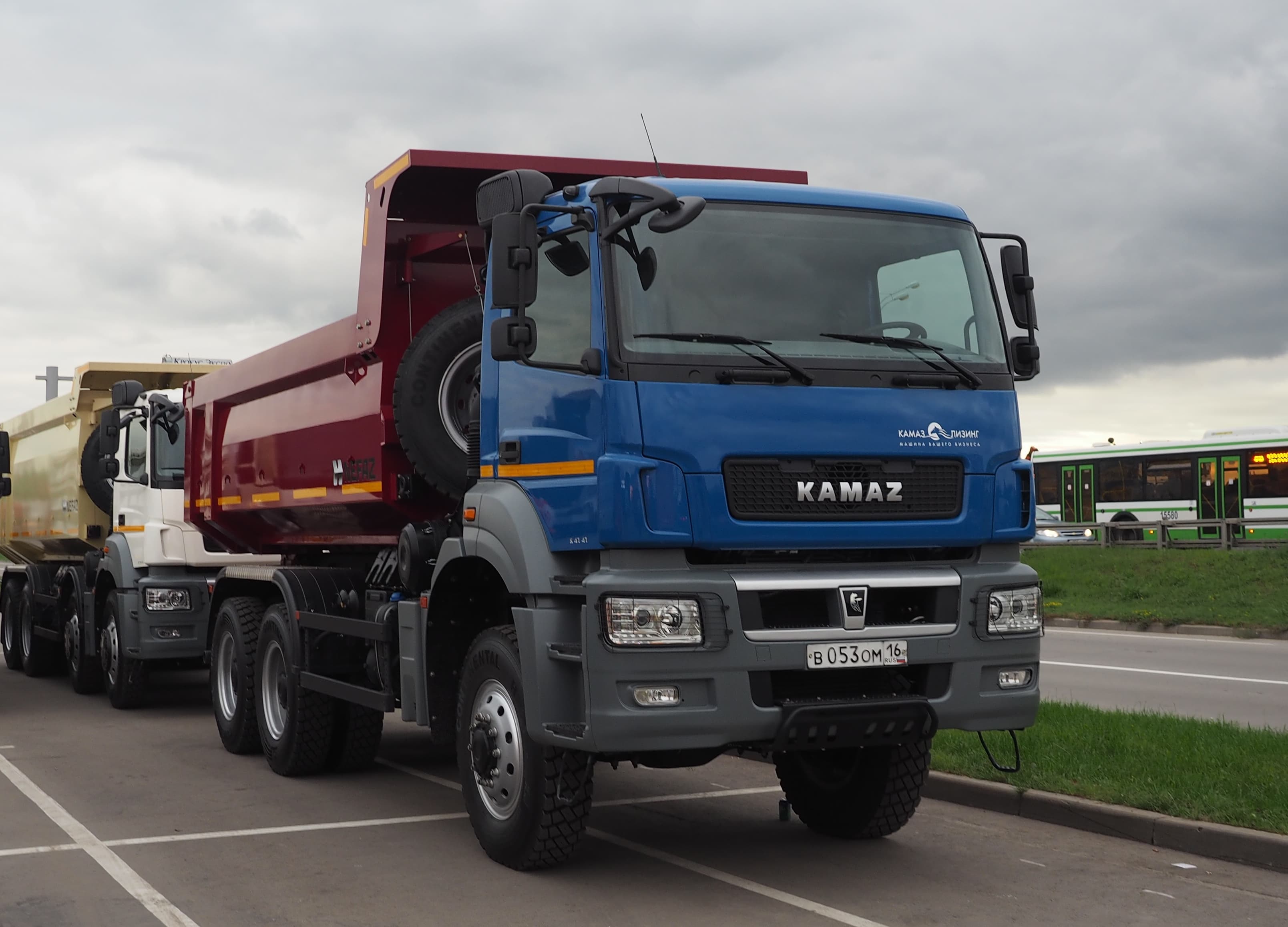 KAMAZ KamAZ-6580 truck