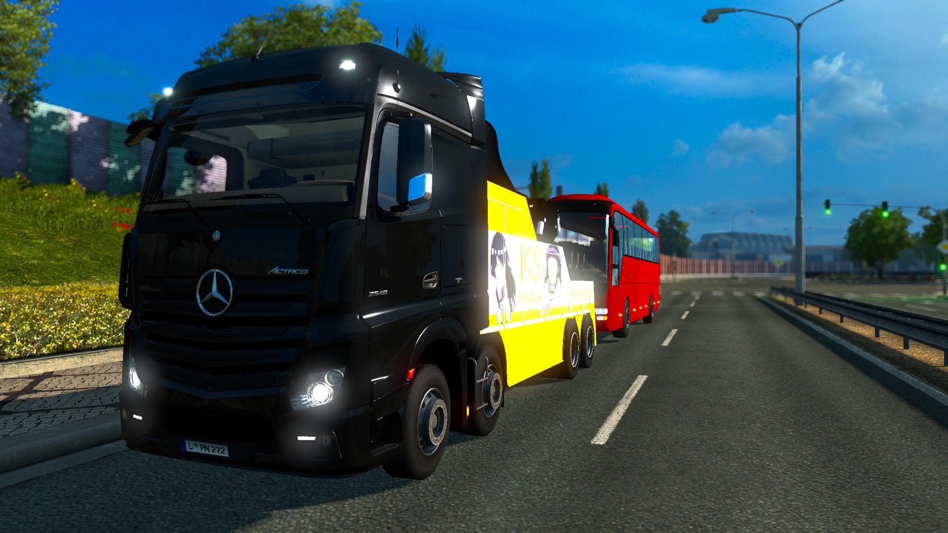 Mercedes MP4 Wrecker Tested on 1.17x and 1.18 screenshot 3