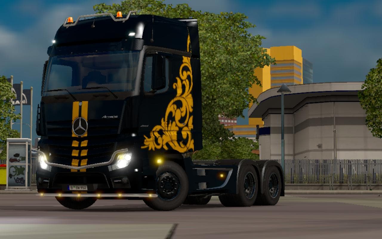 MERCEDES MP IV BLACK & YELLOW SKIN 1.21.X - ETS2 mods download – skins screenshot 2