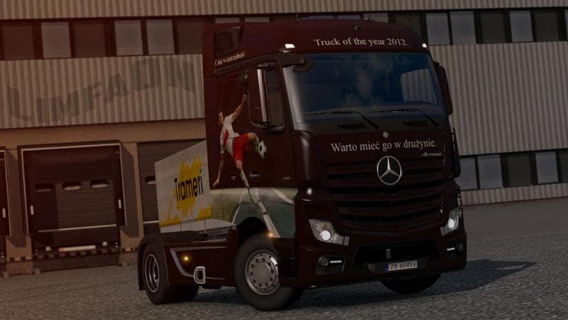 MERCEDES ACTROS MP4 TRUCK OF THE YEAR 2012 SKIN – Skins mod for Euro Truck Simulator 2