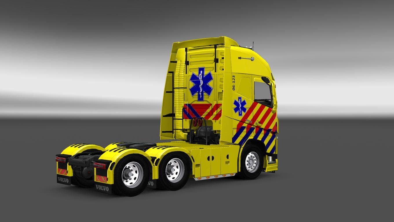 VOLVO FH 2013 AMBULANCE SKIN - ETS2 mods download – skins screenshot 2