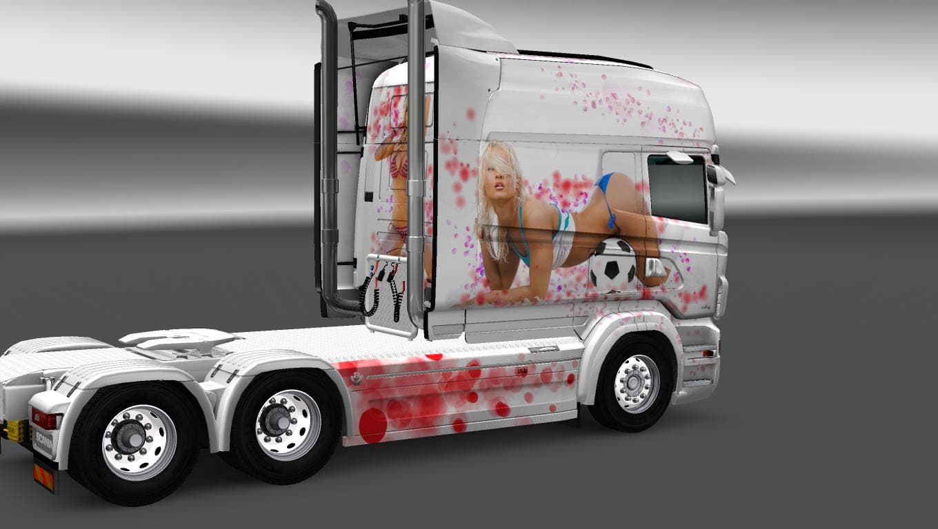 SCANIA RS RJL LONGLINE BEAUTIFUL GIRLS SKIN - ETS2 mods download – skins screenshot 2
